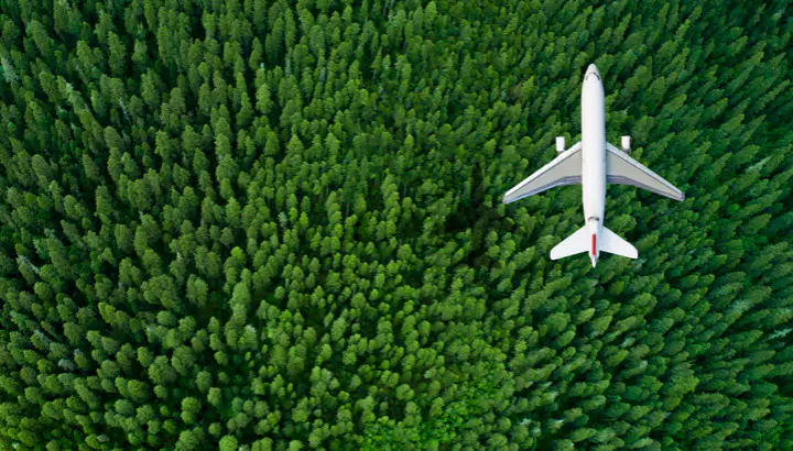 Sustainability in the Airline Industry: Green Tech, Carbon Offsets, and the Road Ahead