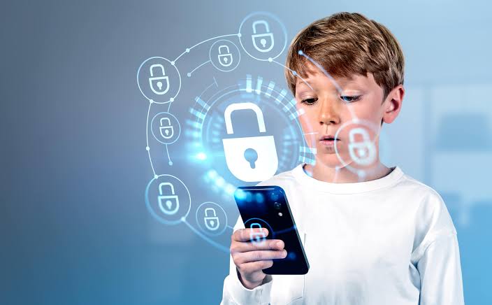 How to Protect Your Kids Online: A Parent’s Guide